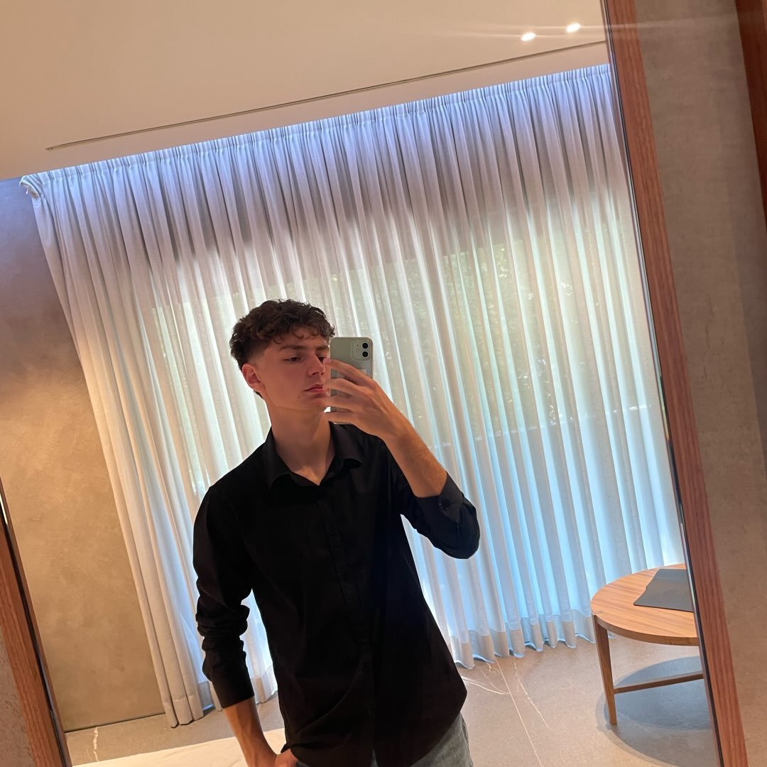 Instagram Profilbild von theodoropouloz._