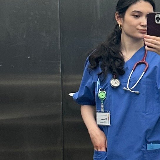 Instagram Profilbild von ebru_kterci