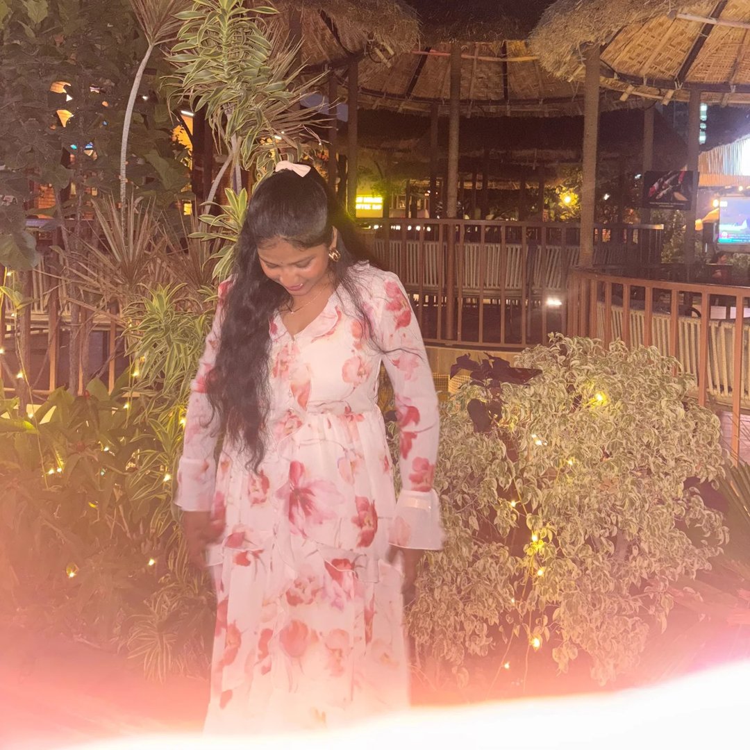 Instagram Profilbild von charithareddy____