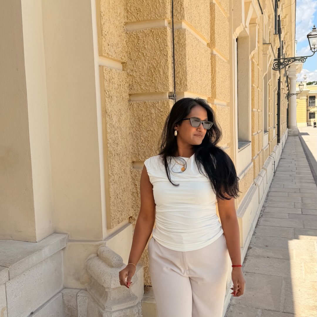 Instagram Profilbild von r.anashai21
