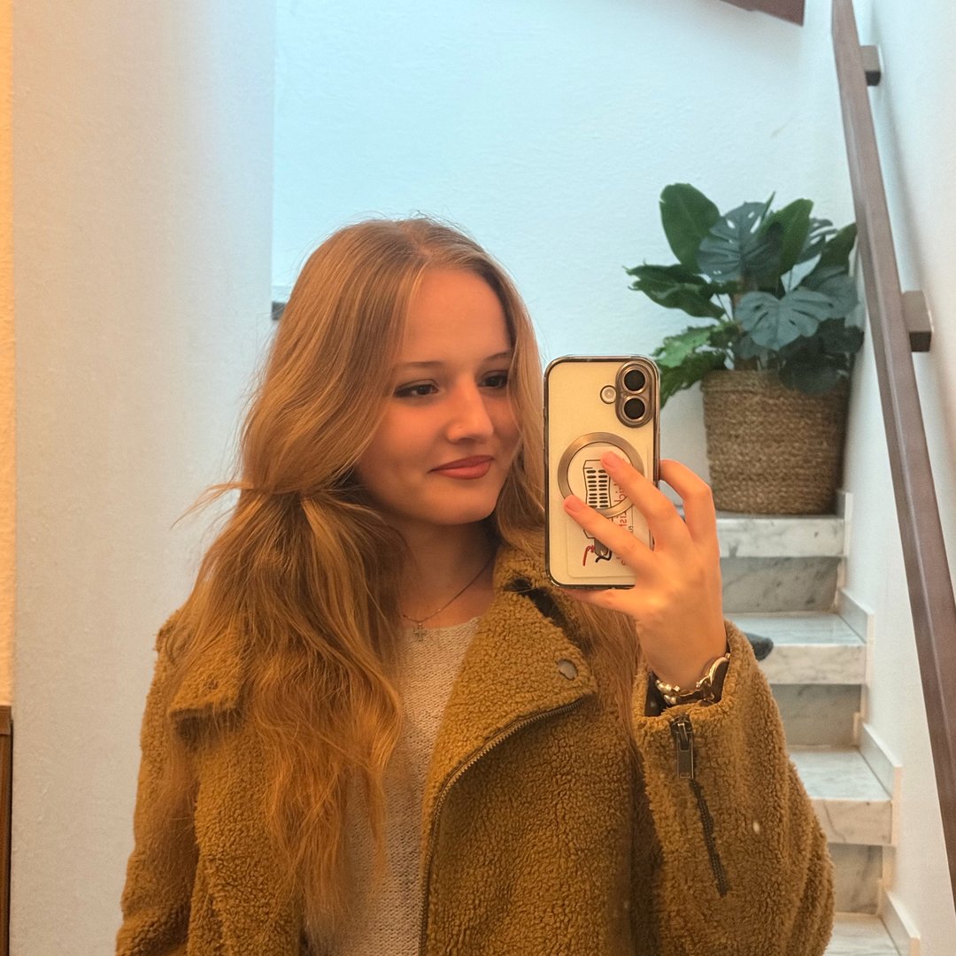Instagram Profilbild von valeria_schmidt13