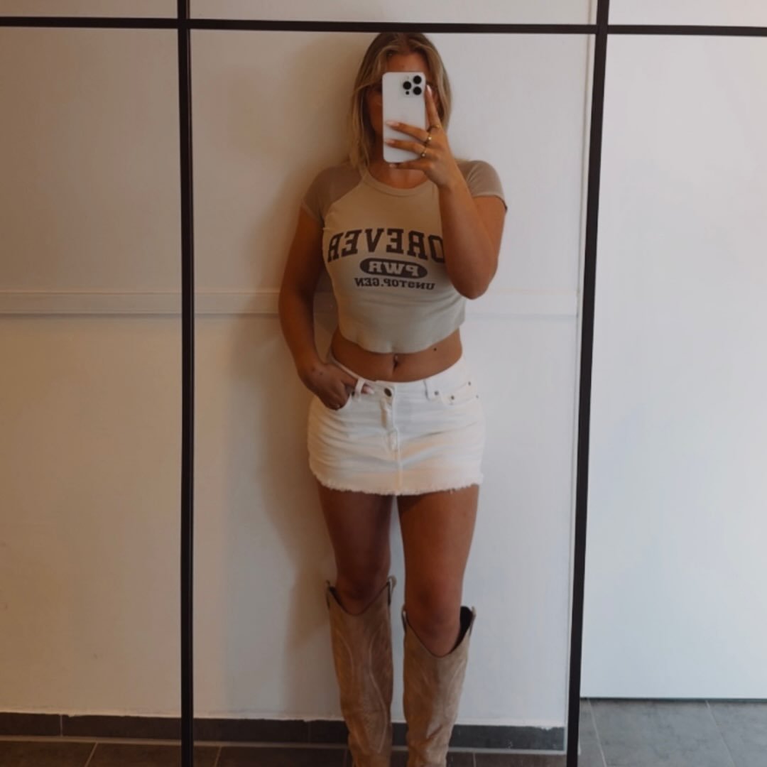 Instagram Profilbild von laura__kwn