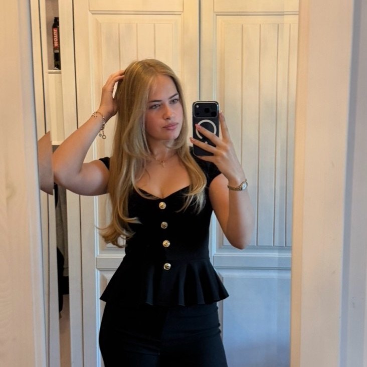 Instagram Profilbild von elina.e._.prvt