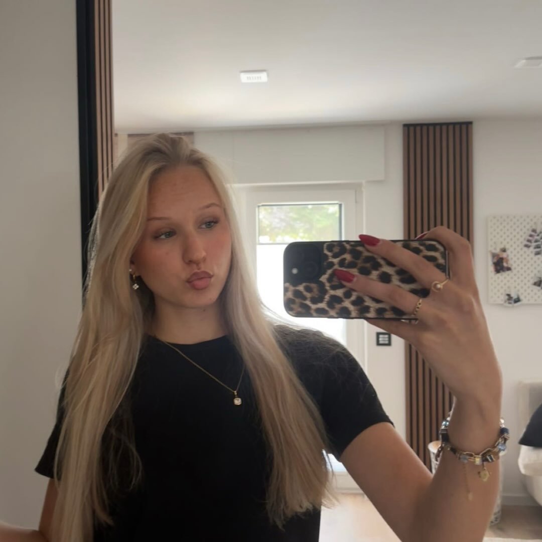 Instagram Profilbild von emxly.sz