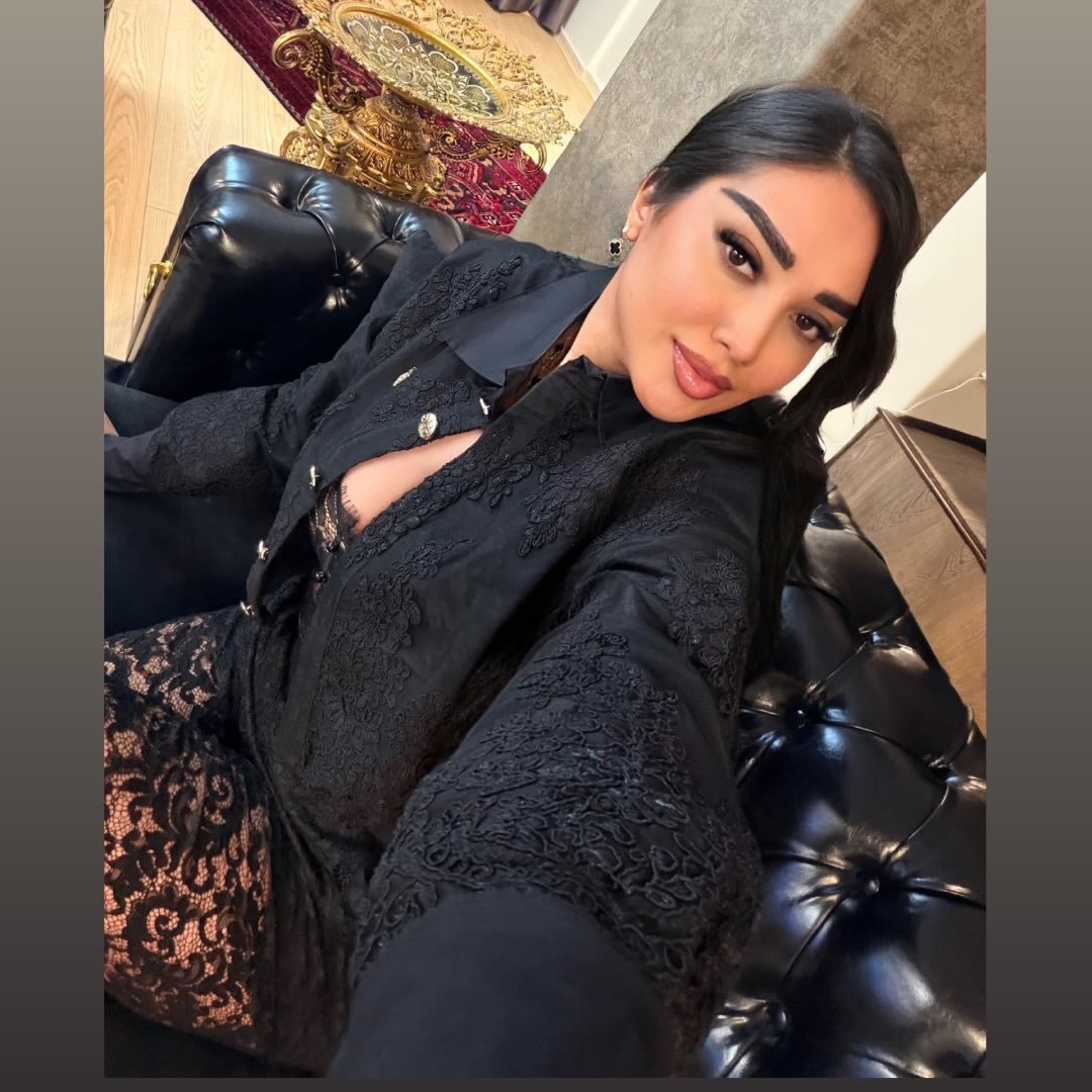 Instagram Profilbild von golrokh__nou