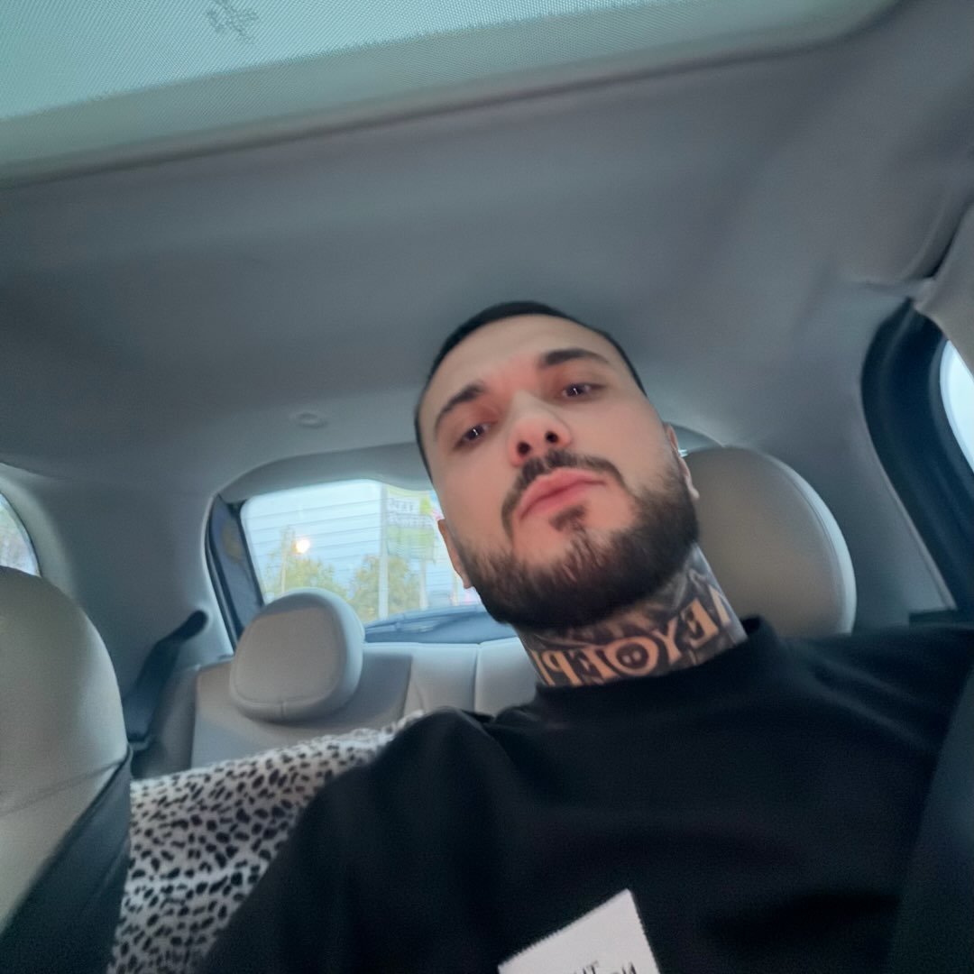 Instagram Profilbild von theush.kn