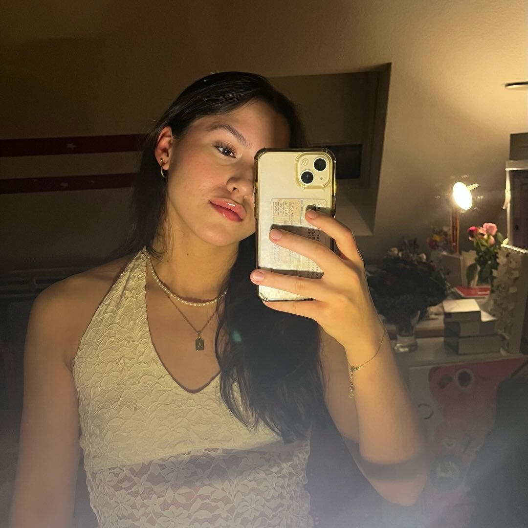 Instagram Profilbild von adriana_.hbl