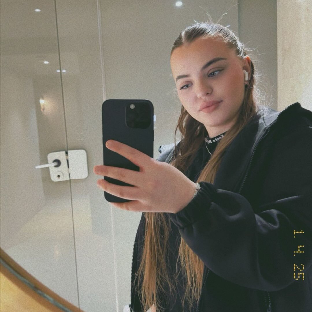 Instagram Profilbild von izei.lejla