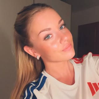 Instagram Profilbild von _larakac_