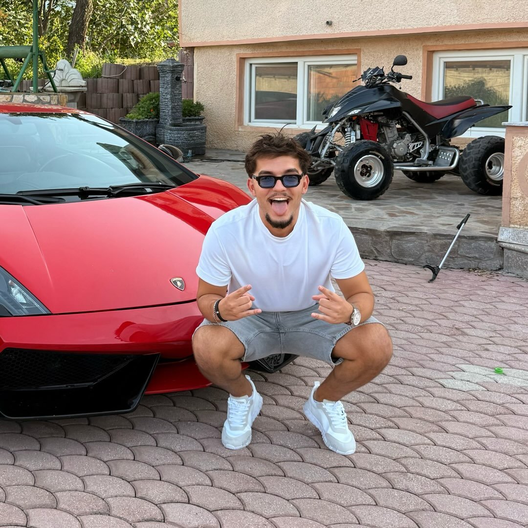 Instagram Profilbild von rinor_saliji