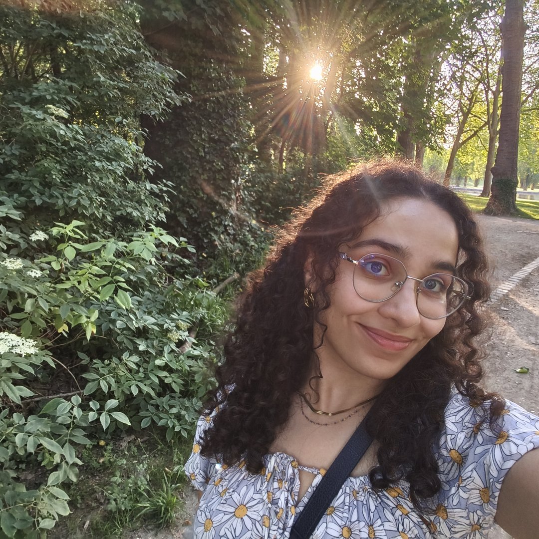 Instagram Profilbild von mouni_chlh
