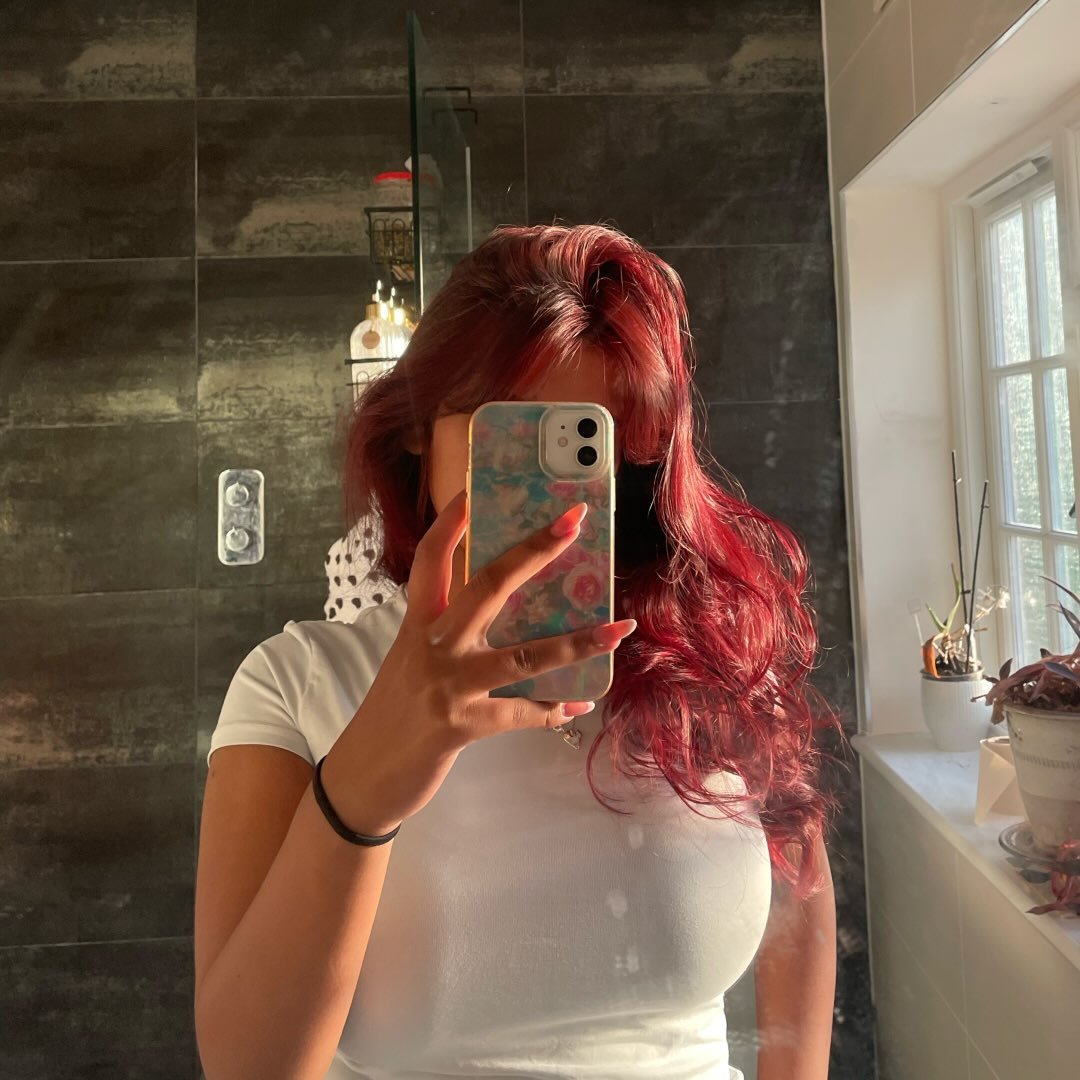 Instagram Profilbild von anisah2727_