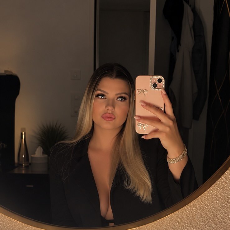 Instagram Profilbild von chxyxnne03