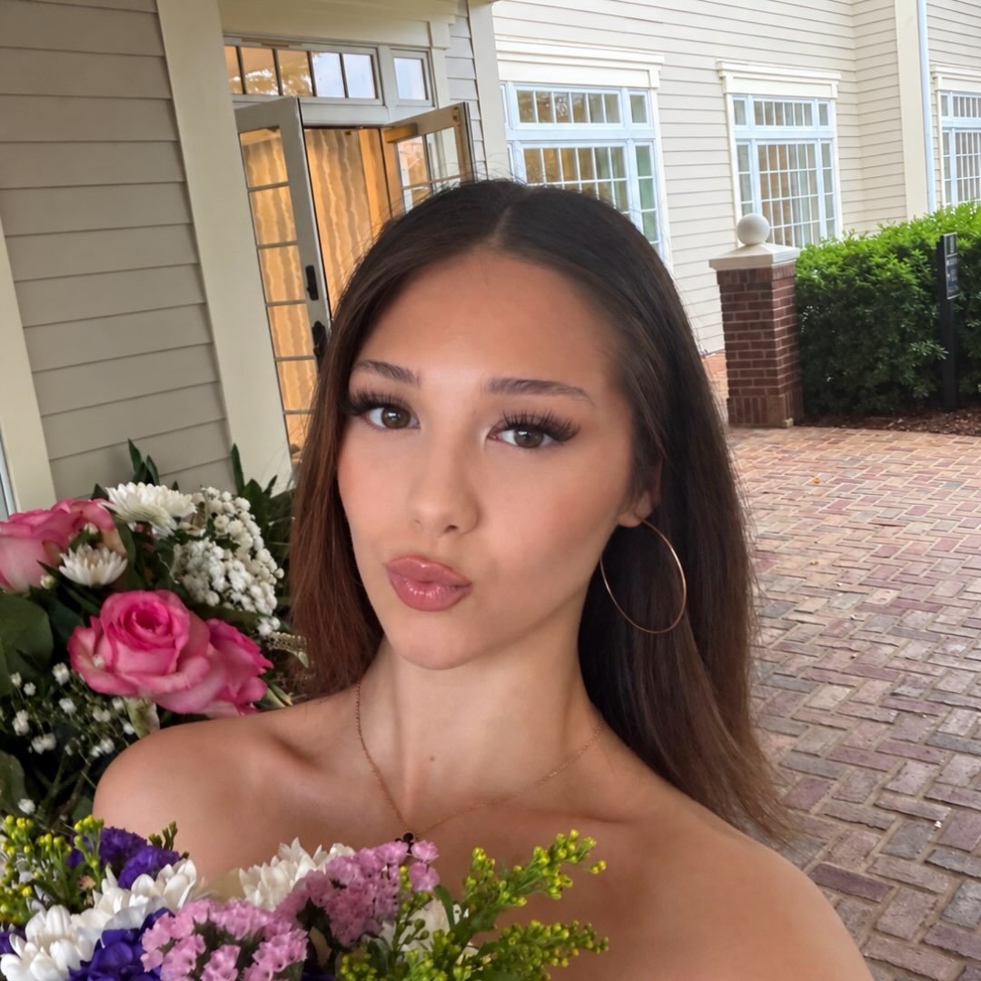 Instagram Profilbild von khloebenoitt