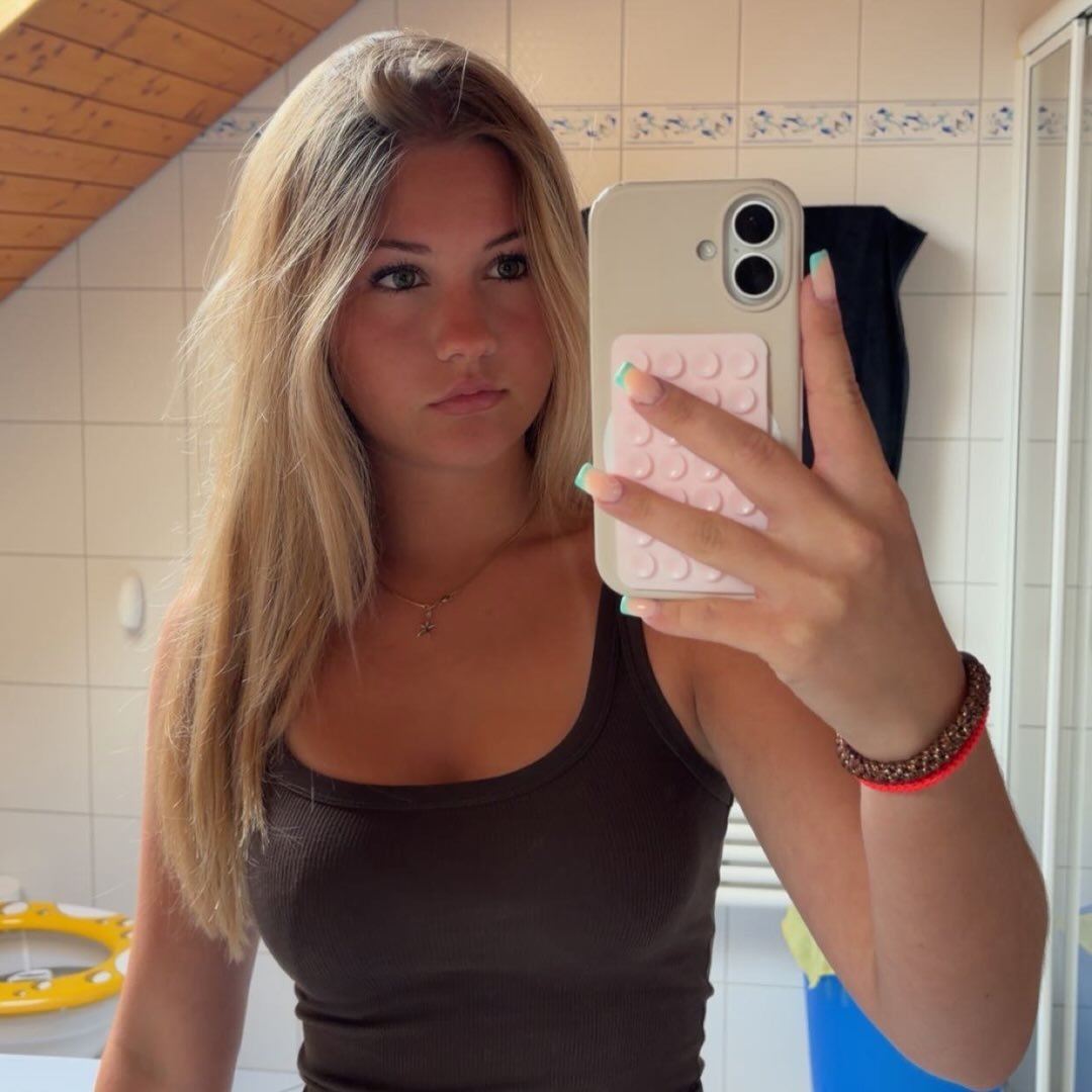 Instagram Profilbild von sina_zgg