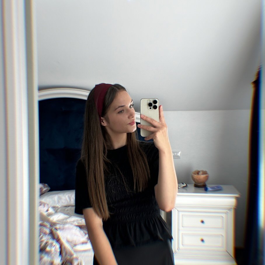 Instagram Profilbild von anca.jrv.18