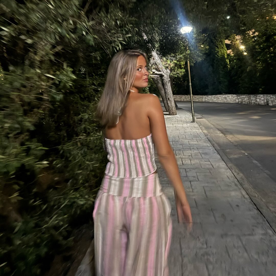 Instagram Profilbild von artiola.ajvazaj