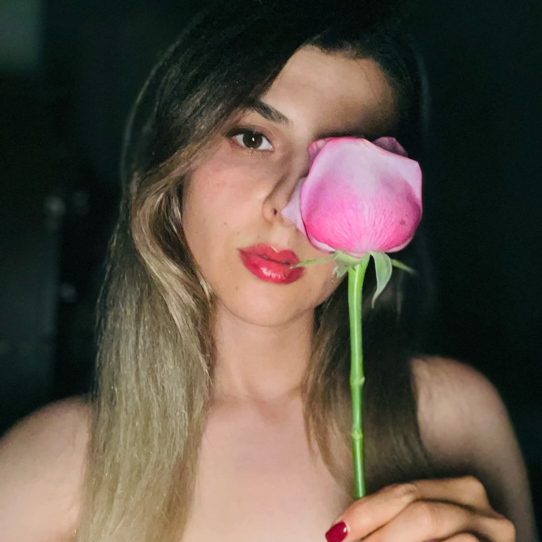 Instagram Profilbild von toranj_.a
