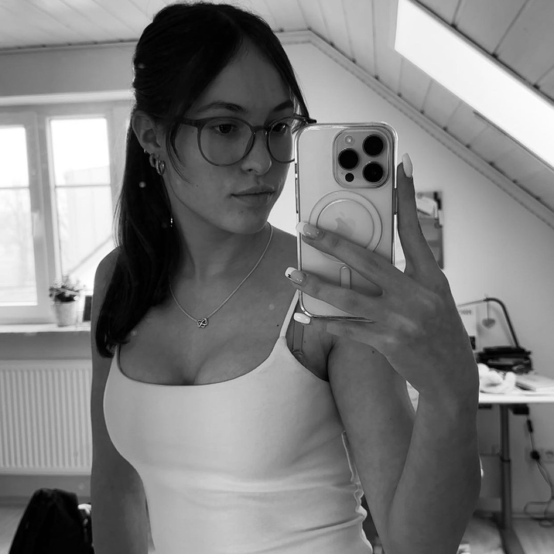 Instagram Profilbild von keepitupwithloui