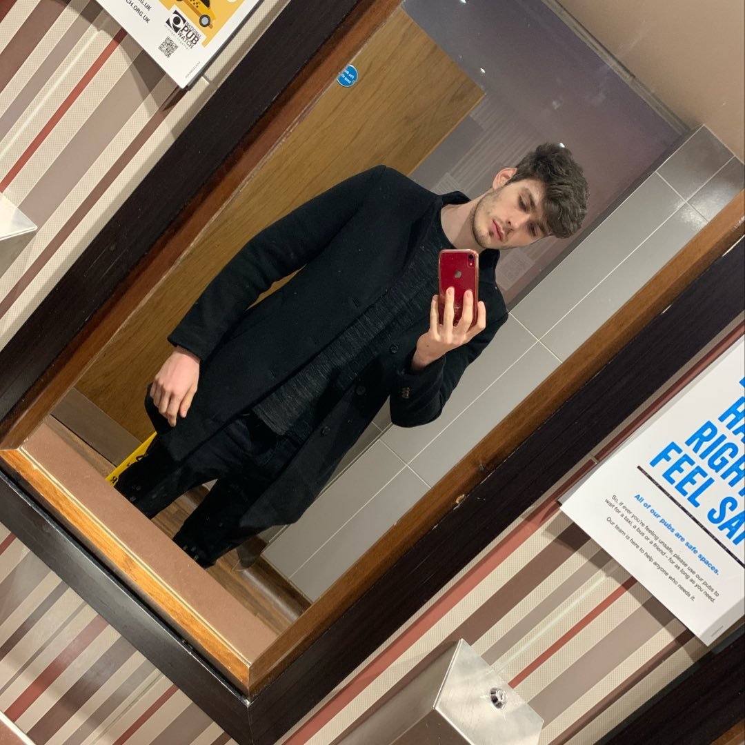 Instagram Profilbild von adamstacey789