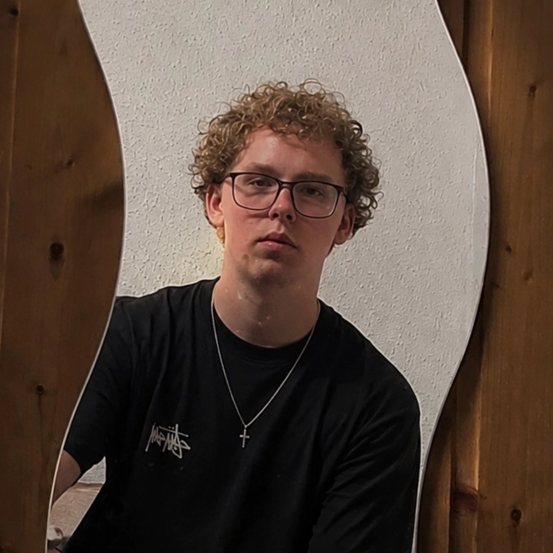 Instagram Profilbild von _dxmxnxc_03