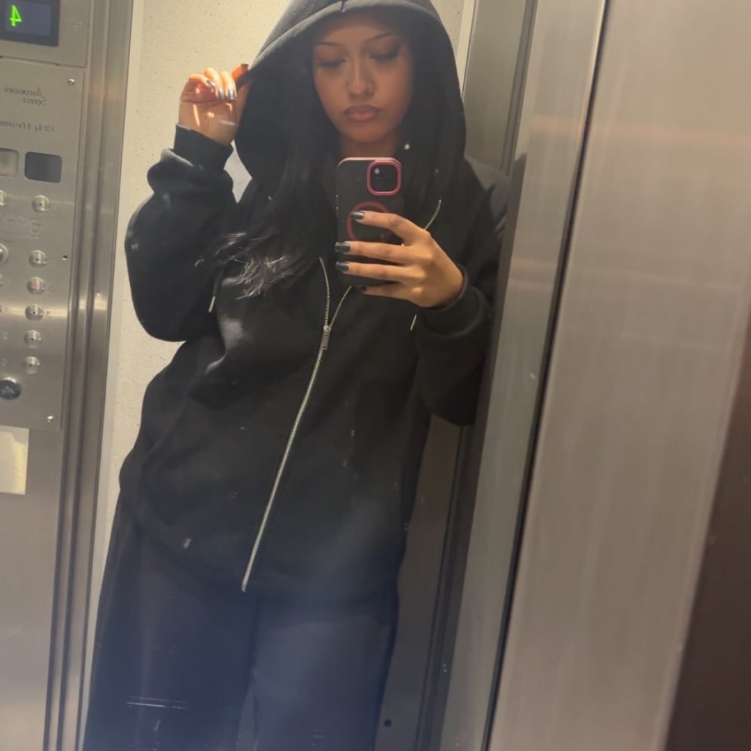 Instagram Profilbild von izi.dewwww