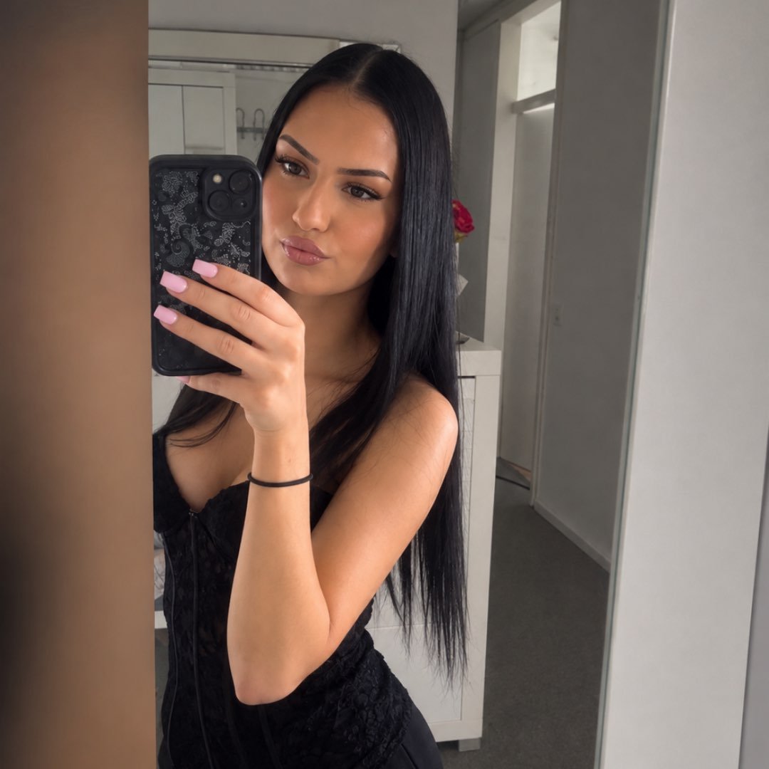 Instagram Profilbild von helin.02__