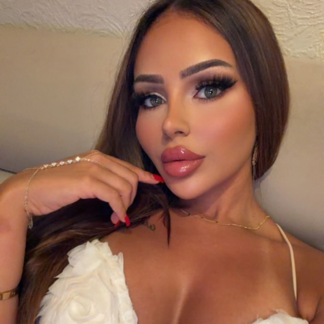 Instagram Profilbild von b_oezz