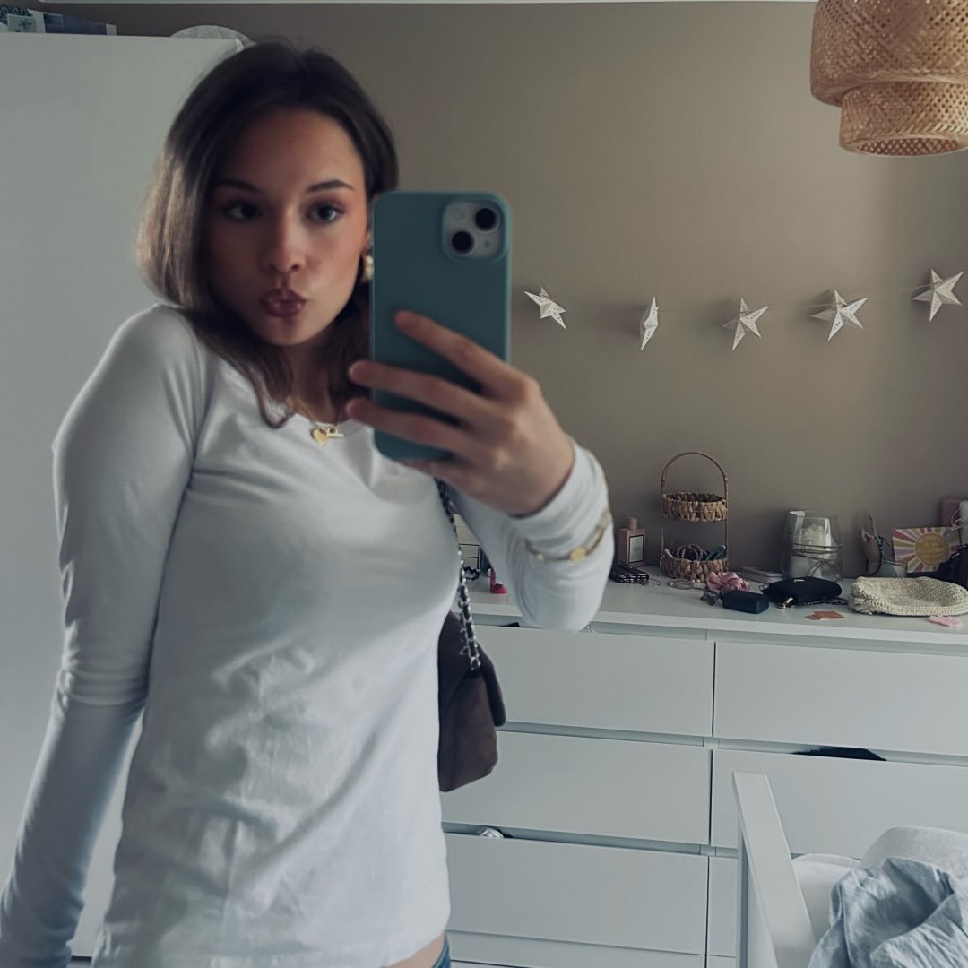 Instagram Profilbild von leyla_.samia