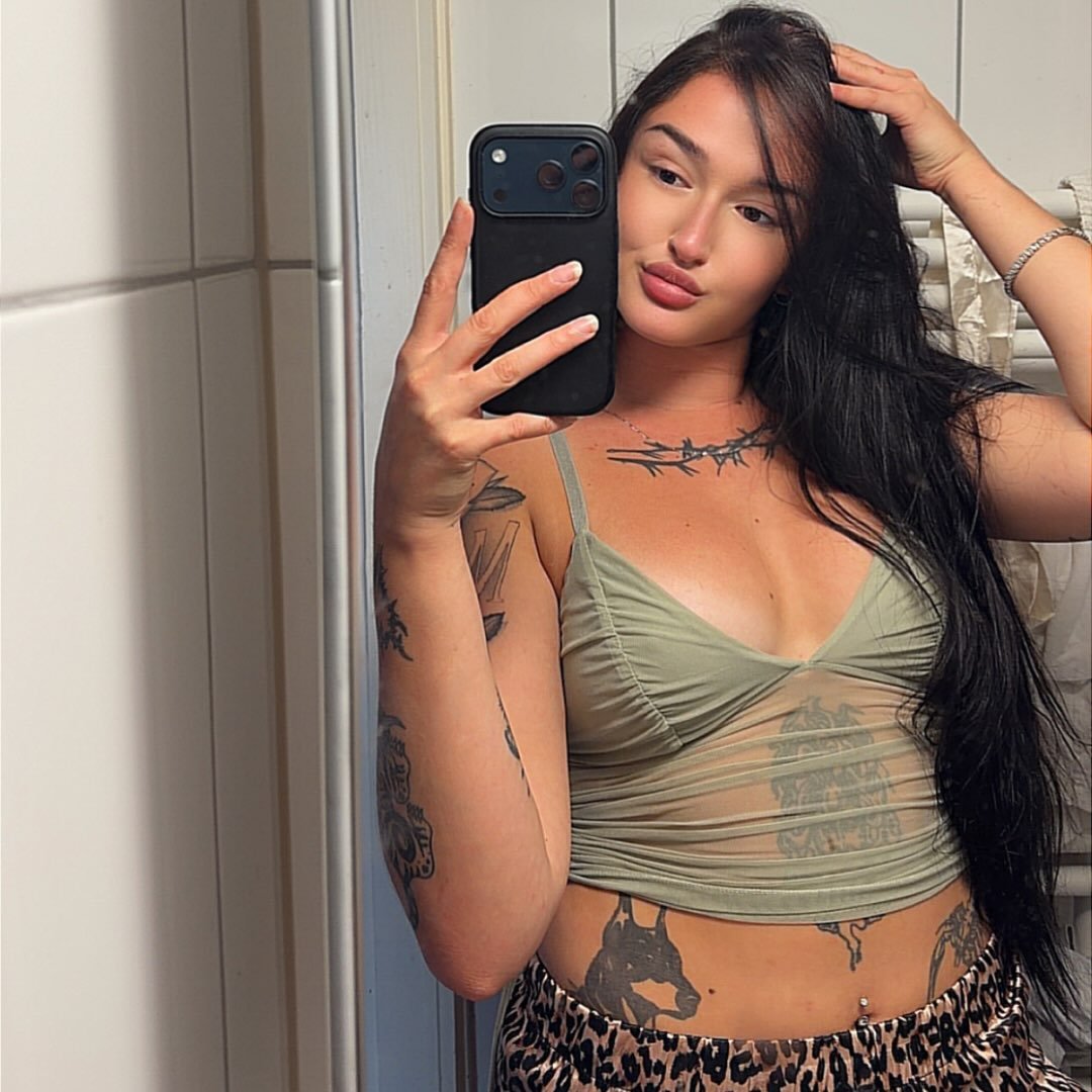 Instagram Profilbild von callednoemsle
