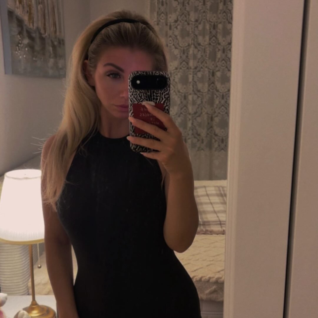 Instagram Profilbild von jusu1ovskaa