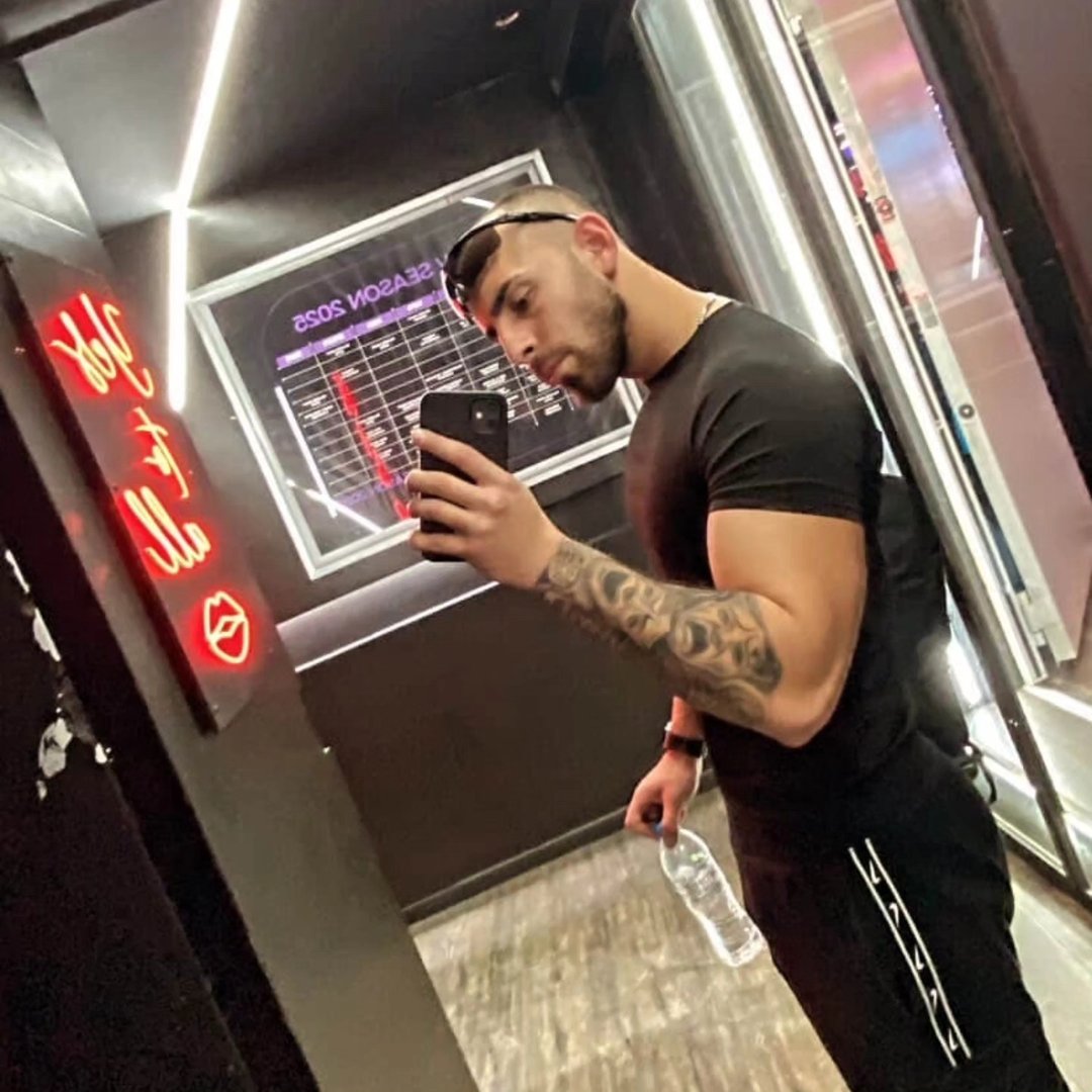 Instagram Profilbild von _.roukos._
