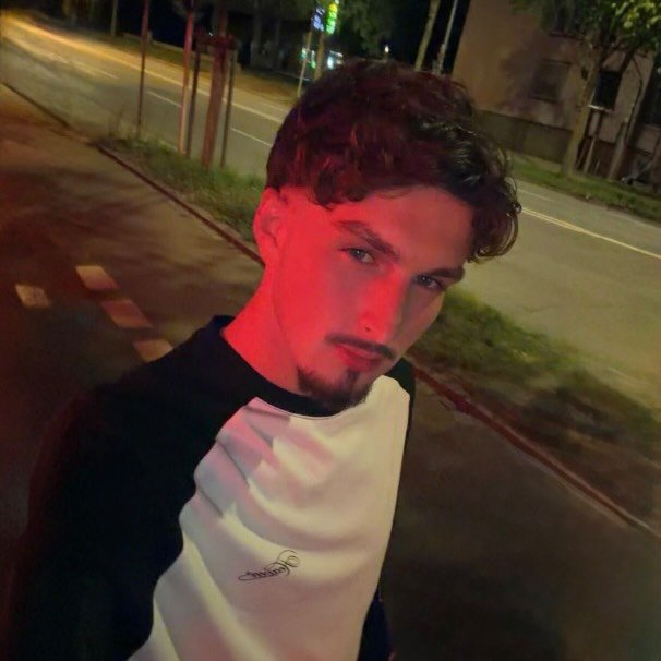 Instagram Profilbild von ar1ur_gbn