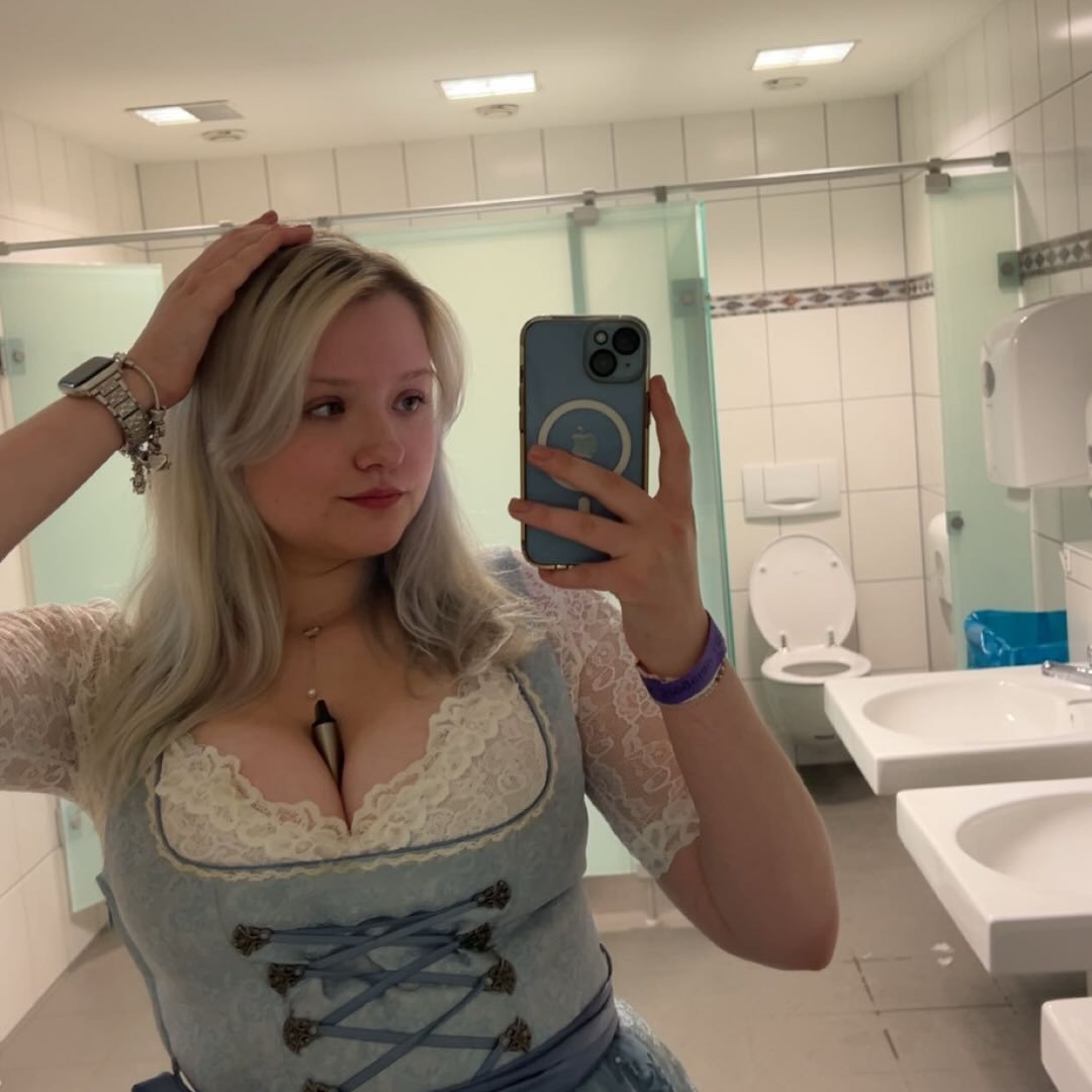 Instagram Profilbild von emy_erdbeer_privat