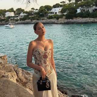 Instagram Profilbild von gueneslara