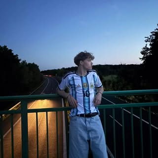 Instagram Profilbild von adr1an.gr