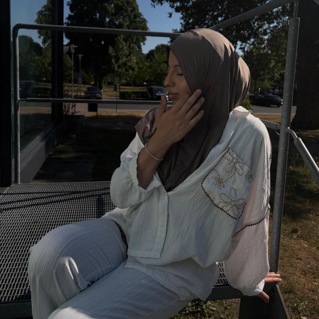 Instagram Profilbild von esraalhb