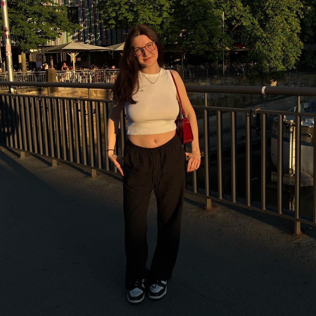 Instagram Profilbild von lara__frd