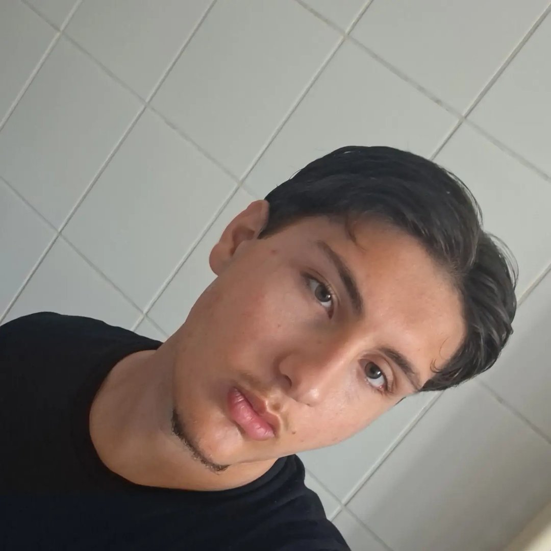 Instagram Profilbild von 4hm3d._lll
