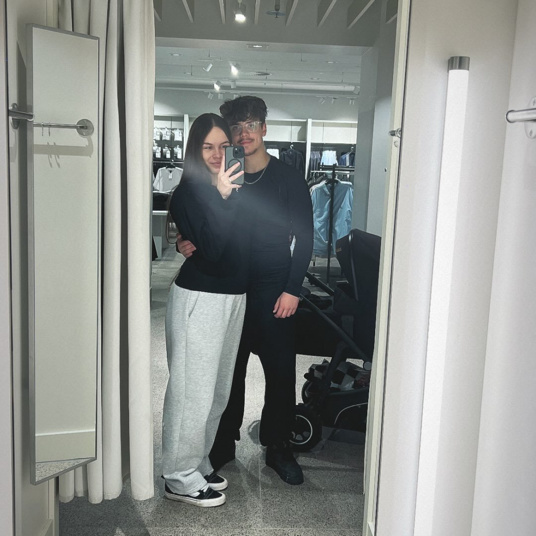 Instagram Profilbild von defnotlena_06