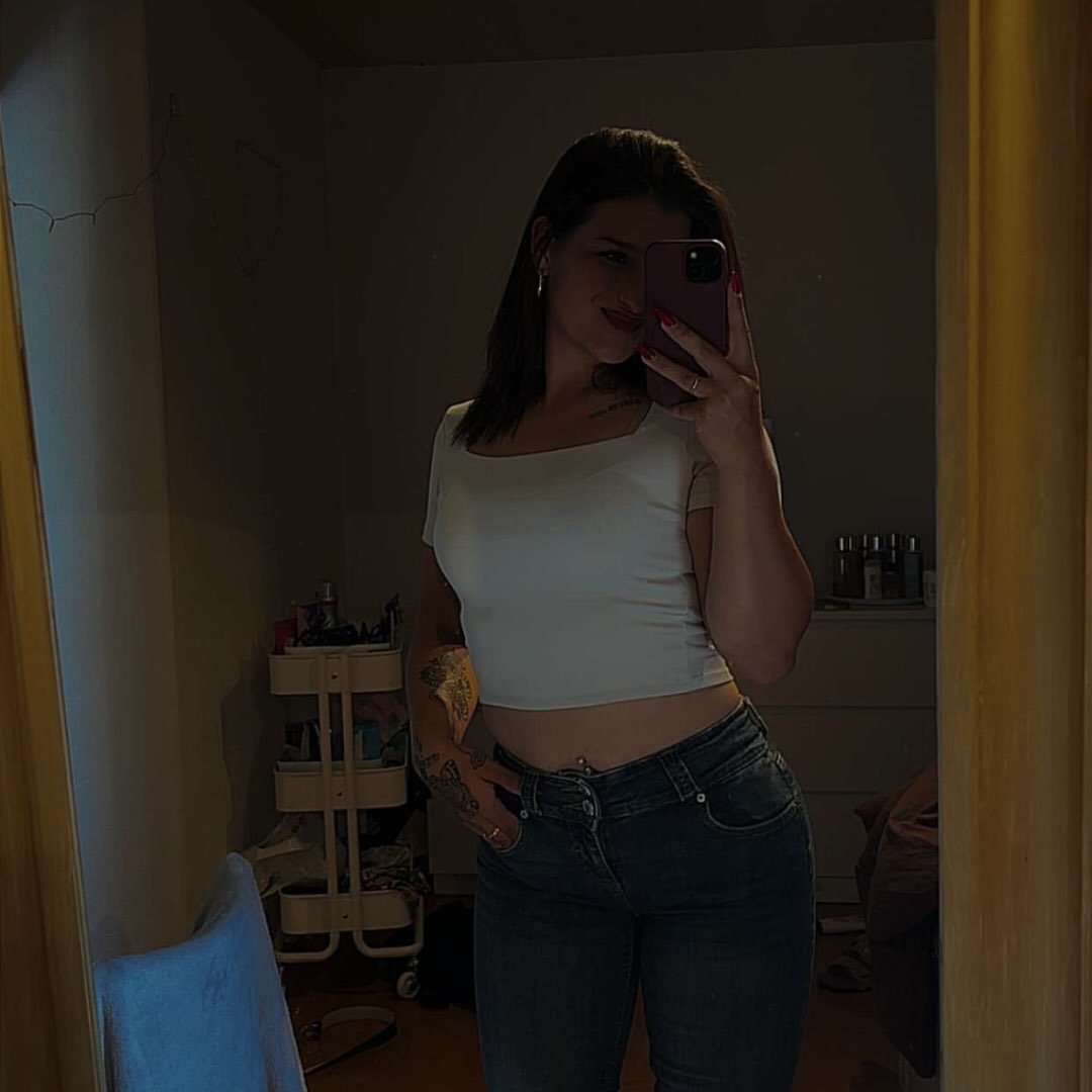 Instagram Profilbild von rebecca.giger