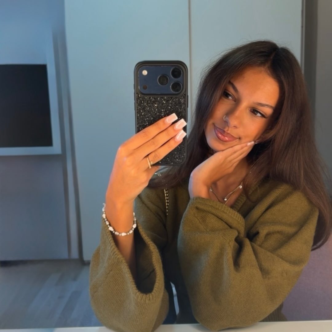 Instagram Profilbild von sxhaima.nk