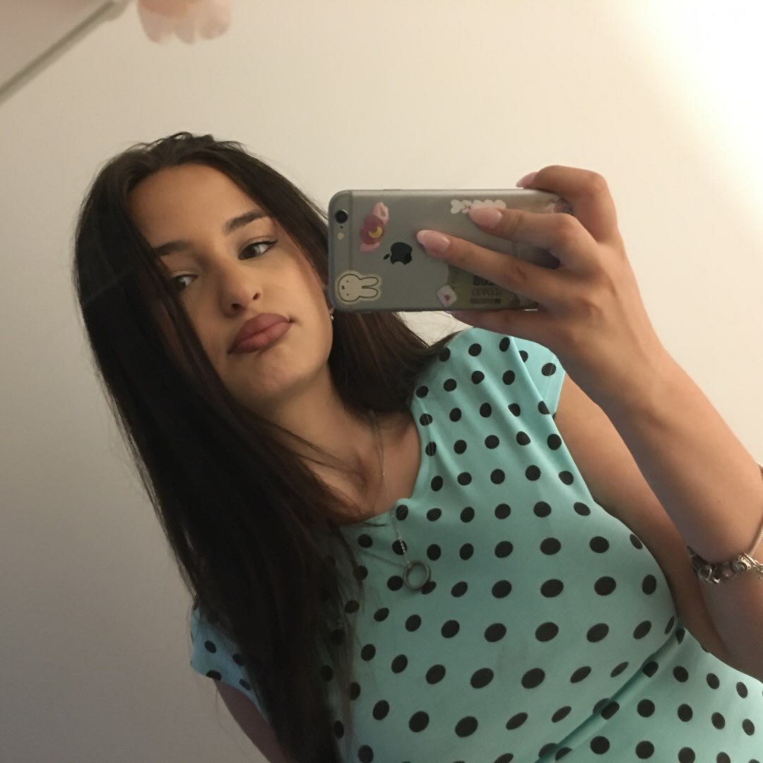 Instagram Profilbild von laraa4j