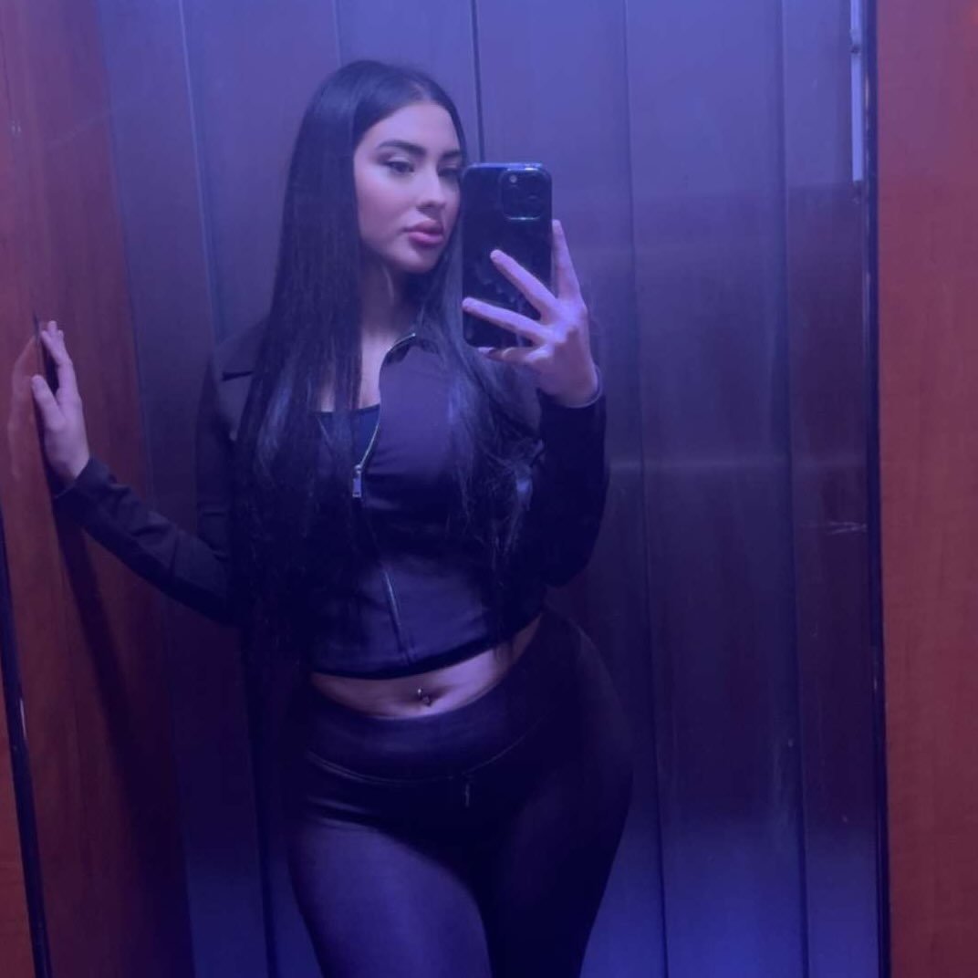 Instagram Profilbild von mxnica.l2018