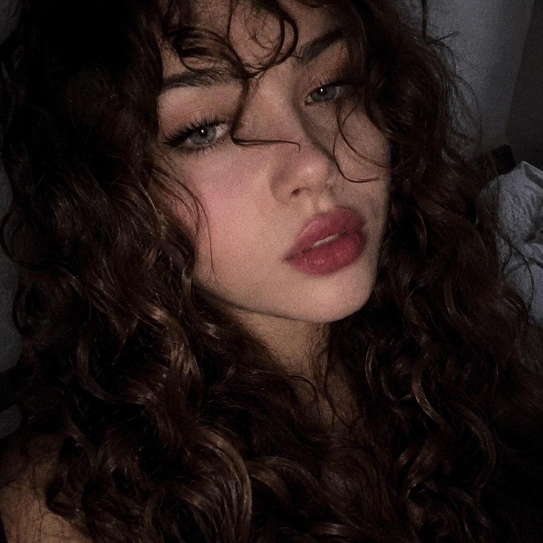 Instagram Profilbild von coldlamplight
