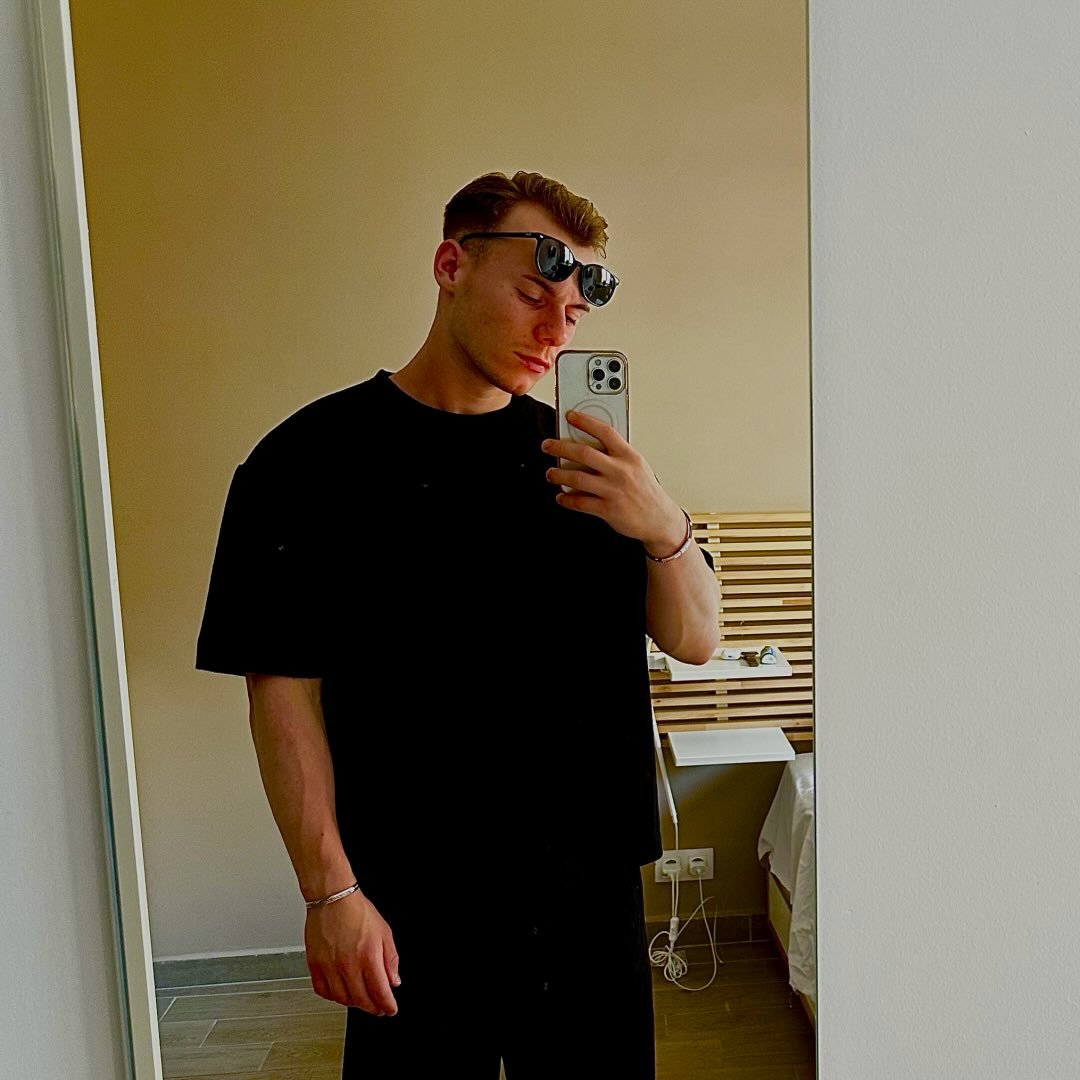 Instagram Profilbild von _arbri_manaj