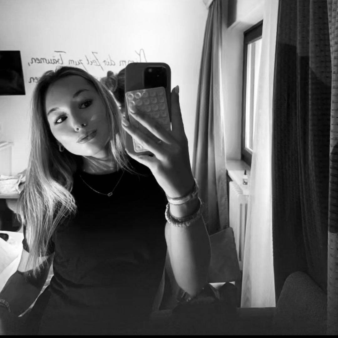 Instagram Profilbild von bellavshr