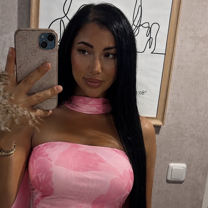 Instagram Profilbild von 38.busraa