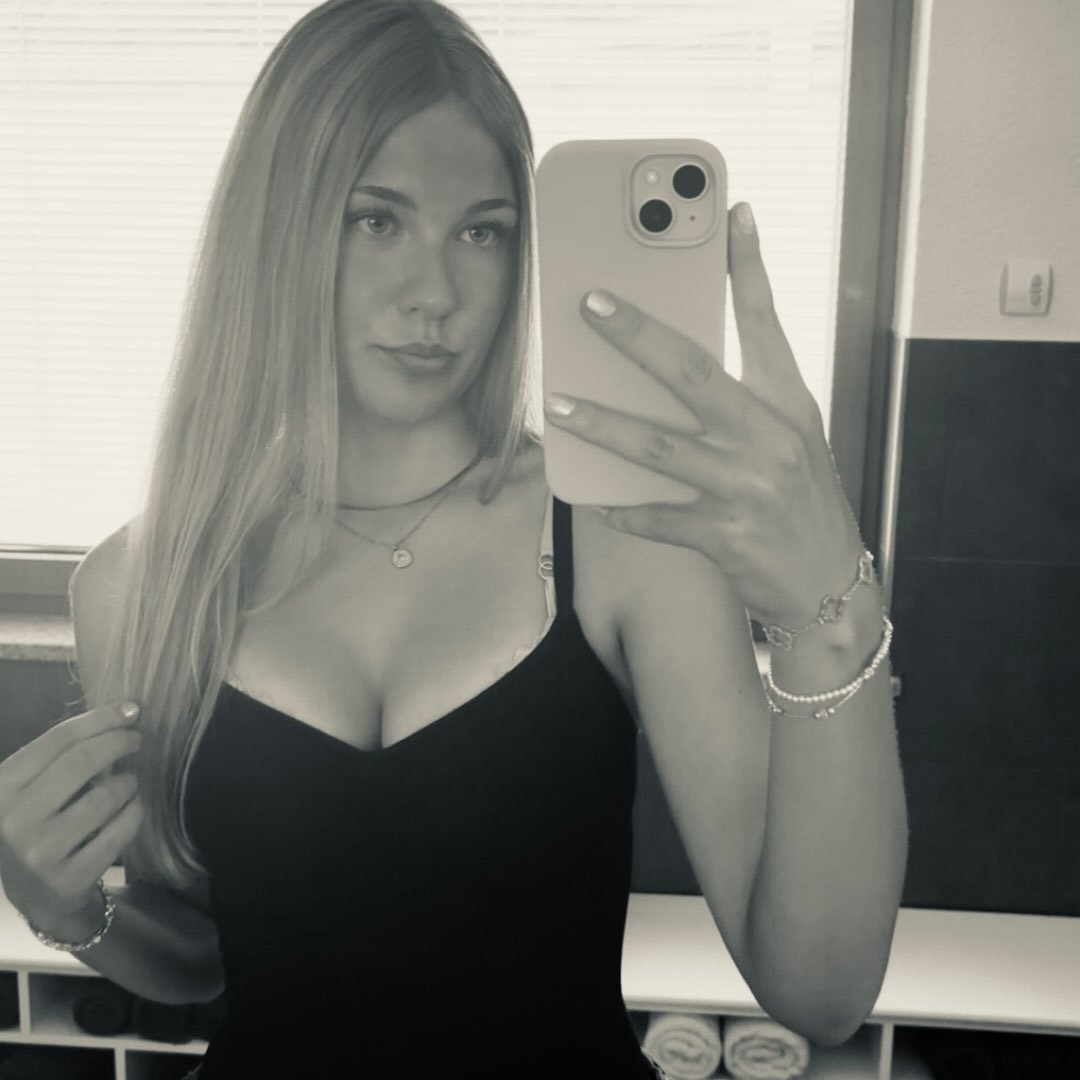 Instagram Profilbild von _larissa.stdl_