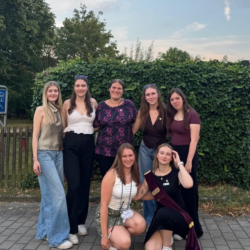 Instagram Profilbild von vorgluehgruppe